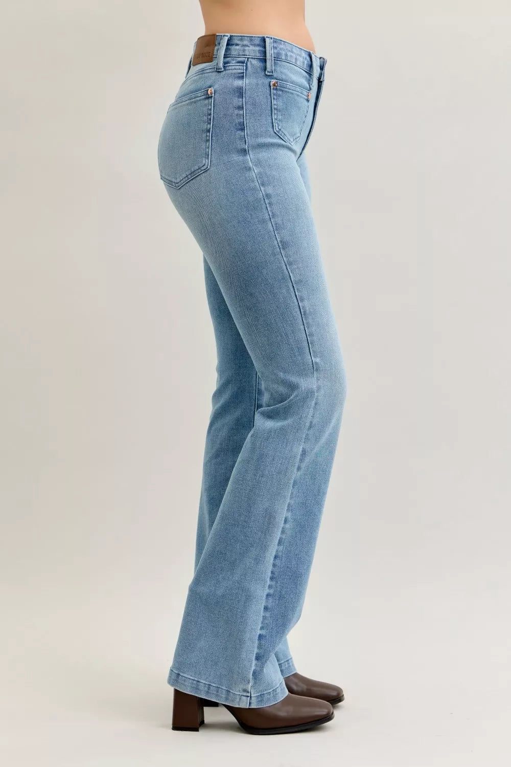 Judy Blue Full Size Mid Rise Bootcut Jeans with Contrast Wash & Front Patch Pockets Plus Size.